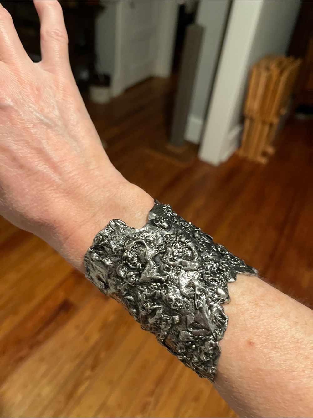 Alexander McQueen Cuff Bracelet - Picture 15 of 15